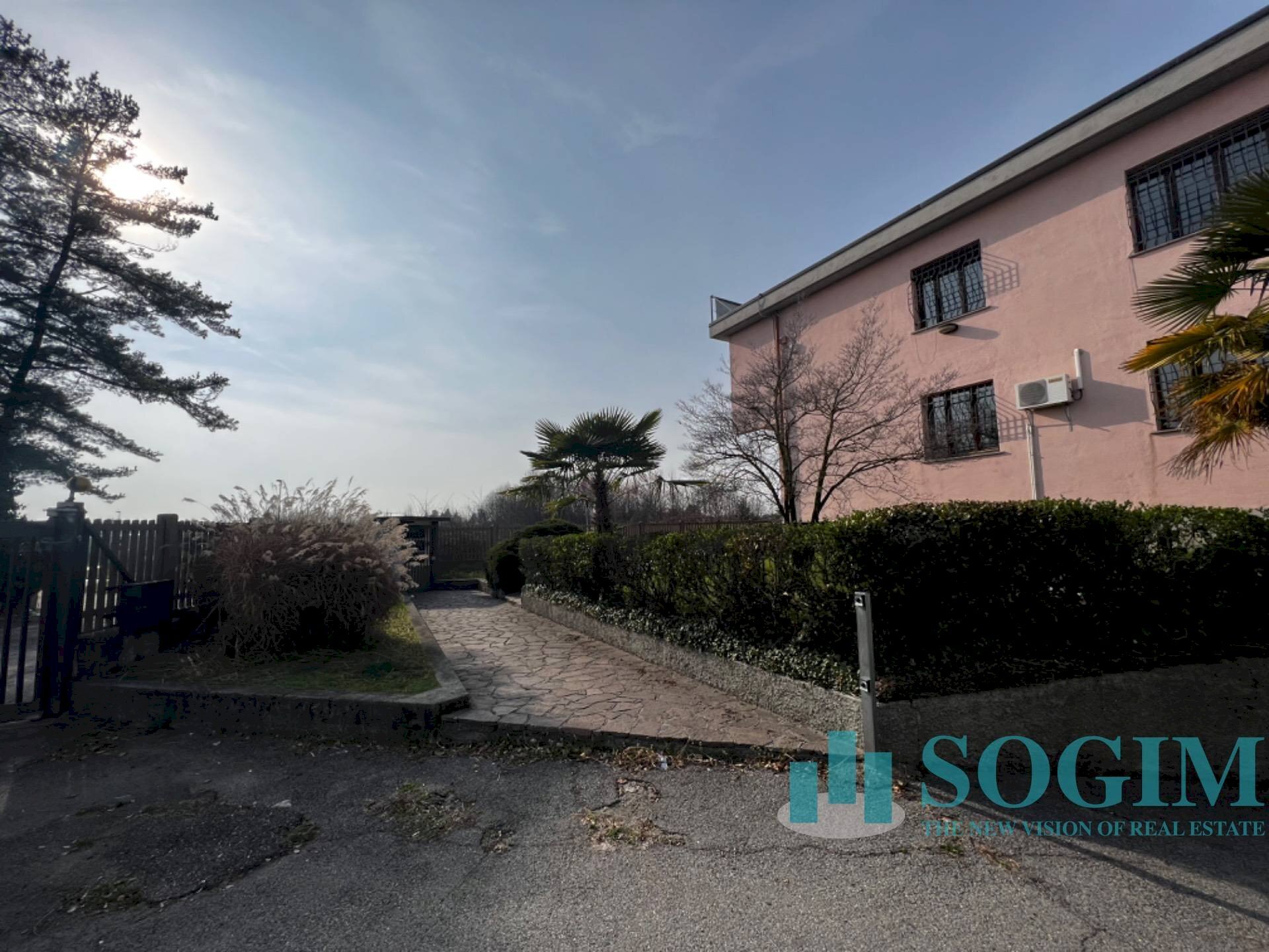 Foto 3 - Ufficio Via Canturino
 
22, Vertemate con Minoprio - foto 3