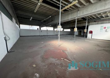 Foto 3 - Capannone Via Canturino
 
22, Vertemate con Minoprio - foto 3