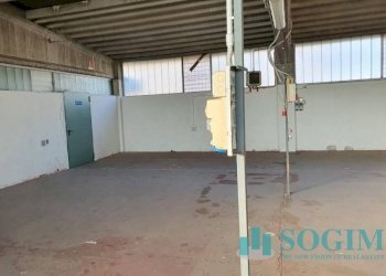 Foto 9 - Capannone Via Canturino
 
22, Vertemate con Minoprio - foto 9