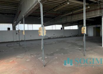 Foto 14 - Capannone Via Canturino
 
22, Vertemate con Minoprio - foto 14