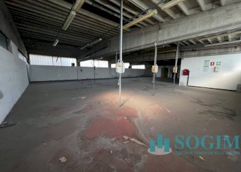 Foto 16 - Capannone Via Canturino
 
22, Vertemate con Minoprio - foto 16