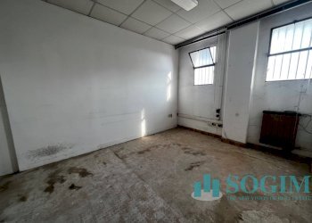 Foto 17 - Capannone Via Canturino
 
22, Vertemate con Minoprio - foto 17