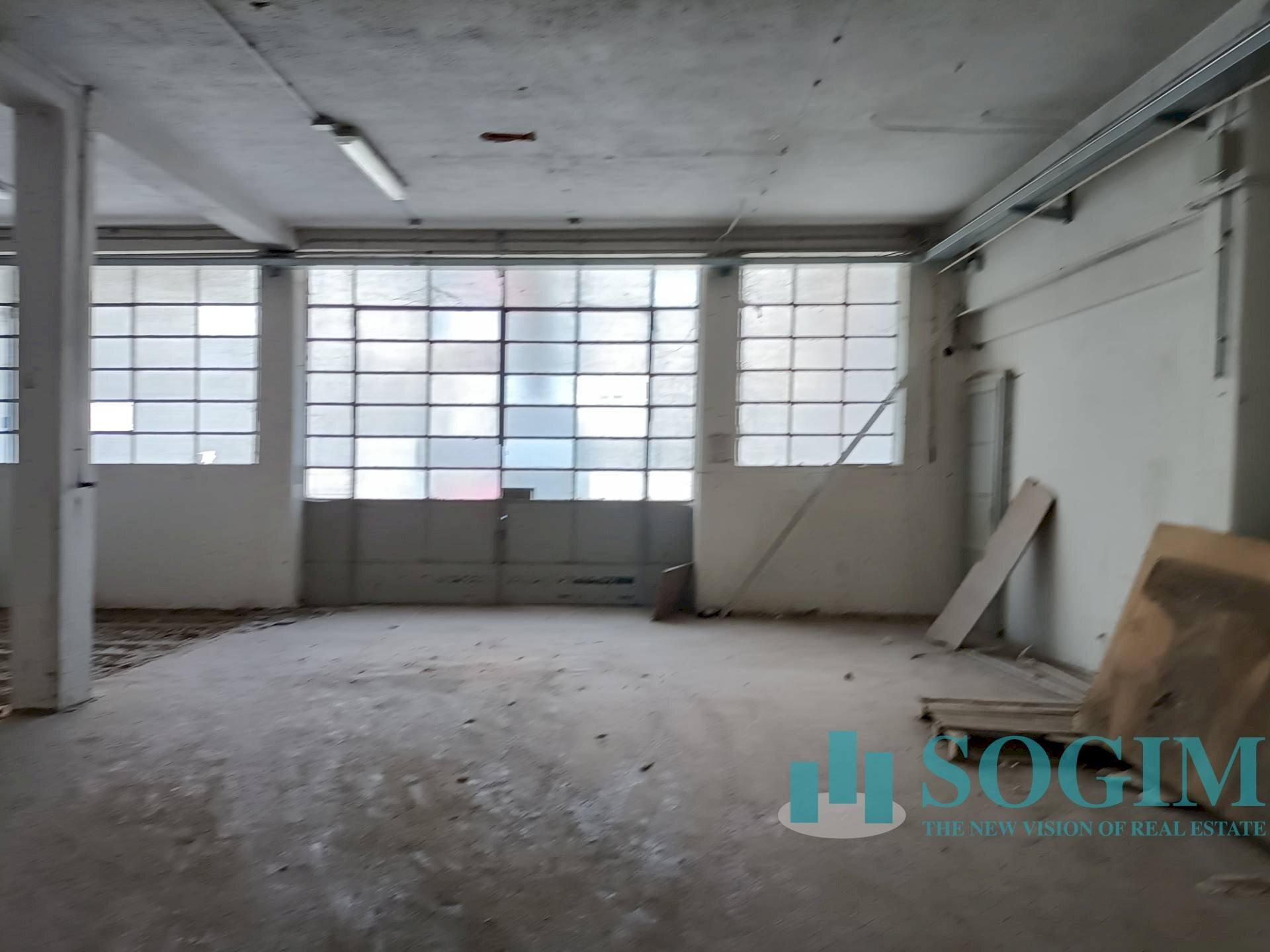 Foto 1 - Capannone via Carlo Bianchi
 
24, Inverigo - foto 1