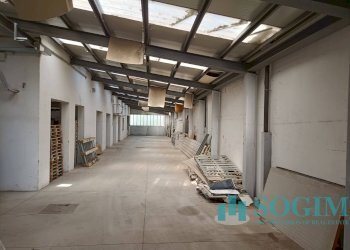 Foto 5 - Capannone via Carlo Bianchi
 
24, Inverigo - foto 5