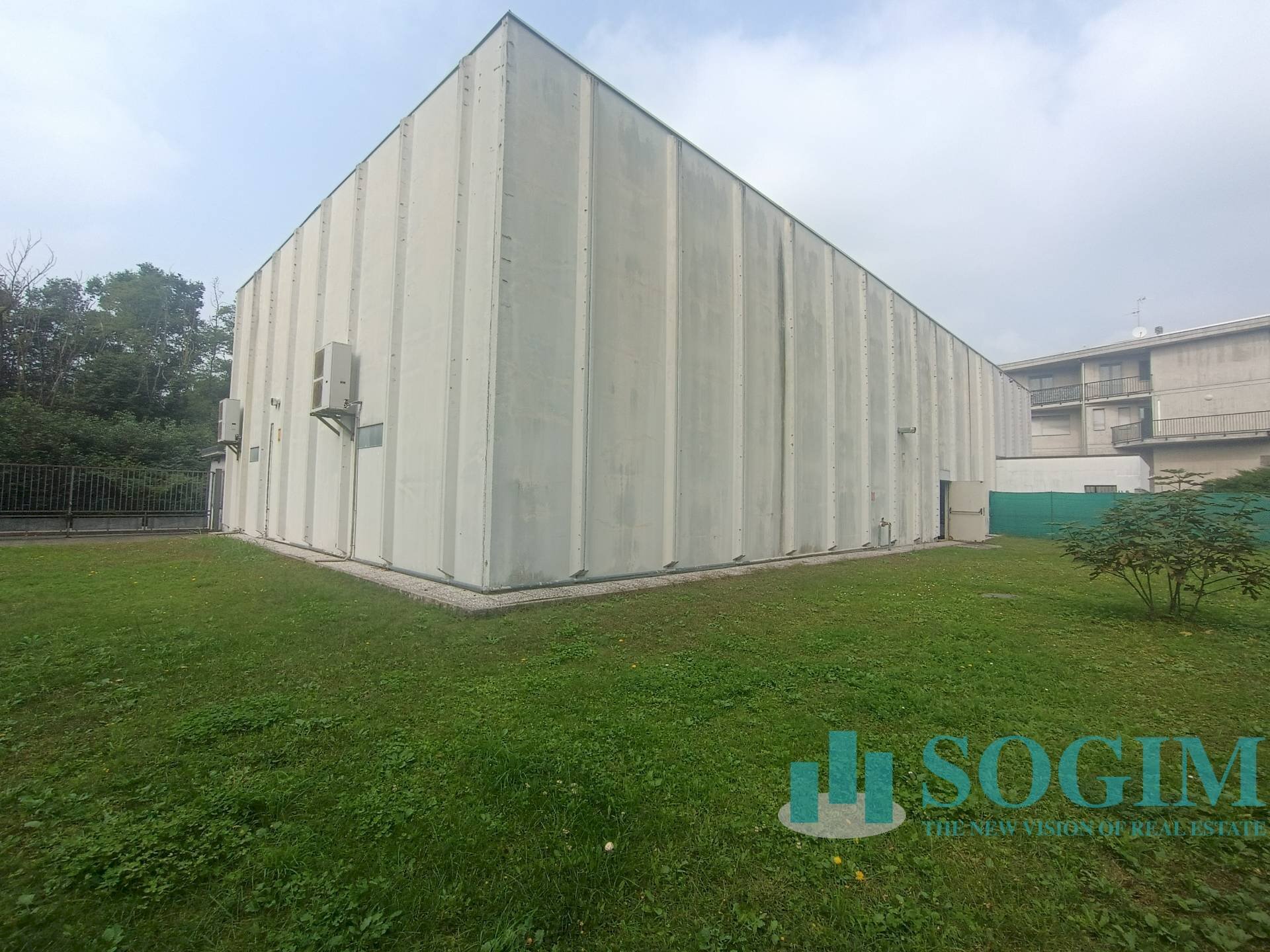 Esterno - Capannone Via caduti oltronesi
 
1, Oltrona di San Mamette - foto 1