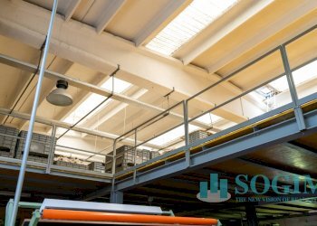 Foto 11 - Capannone Via caduti oltronesi
 
1, Oltrona di San Mamette - foto 11