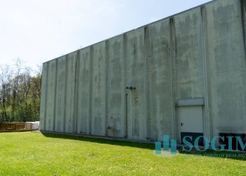 Foto 15 - Capannone Via caduti oltronesi
 
1, Oltrona di San Mamette - foto 15