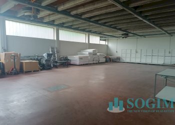 Interno_11 - Capannone Via Risorgimento
 
1, Olgiate Comasco - foto 14