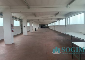 Interno_16 - Capannone Via Risorgimento
 
1, Olgiate Comasco - foto 19