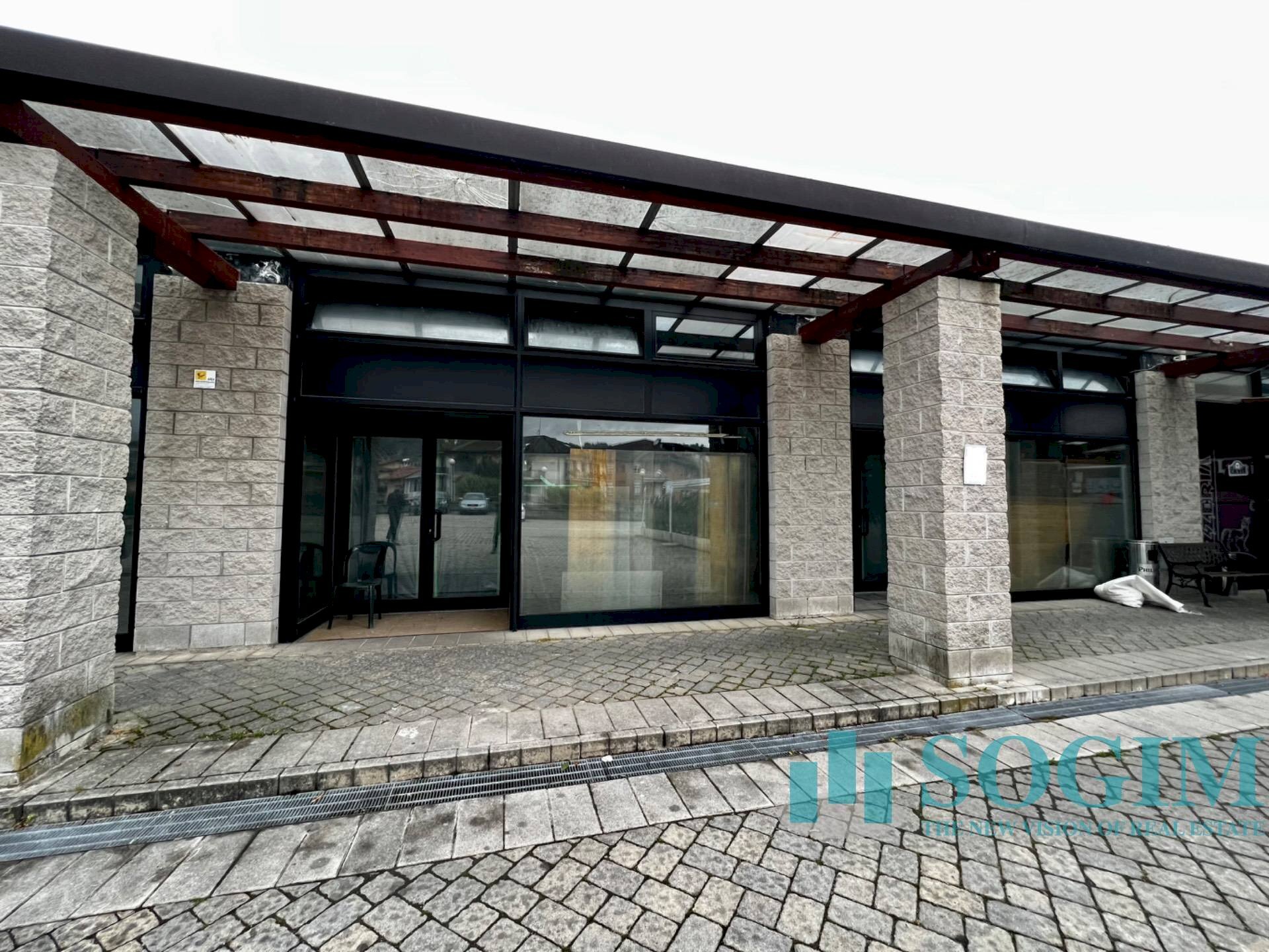 Foto 3 - Magazzino via ticino, Senna Comasco - foto 3