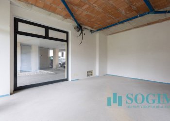 Foto 7 - Negozio via Toti, Carugo - foto 7