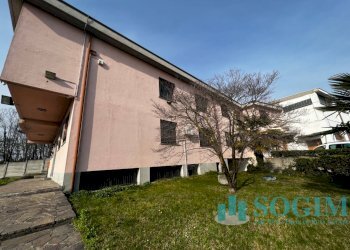 Foto 4 - Ufficio Via Canturino
 
22, Vertemate con Minoprio - foto 4