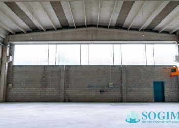 Capannone_3 - Capannone Via Grigne
 
1, Locate Varesino - foto 8