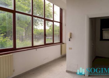 Abitazione - Capannone Via Grigne
 
1, Locate Varesino - foto 11