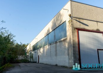 Esterno_6 - Capannone Via Grigne
 
1, Locate Varesino - foto 19