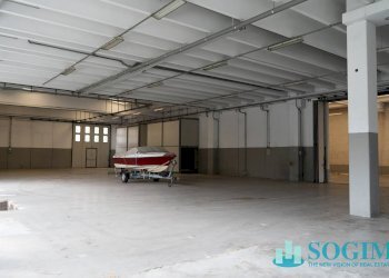 Capannone_2 - Capannone Via Cascina Bella
1, Olgiate Comasco - foto 12