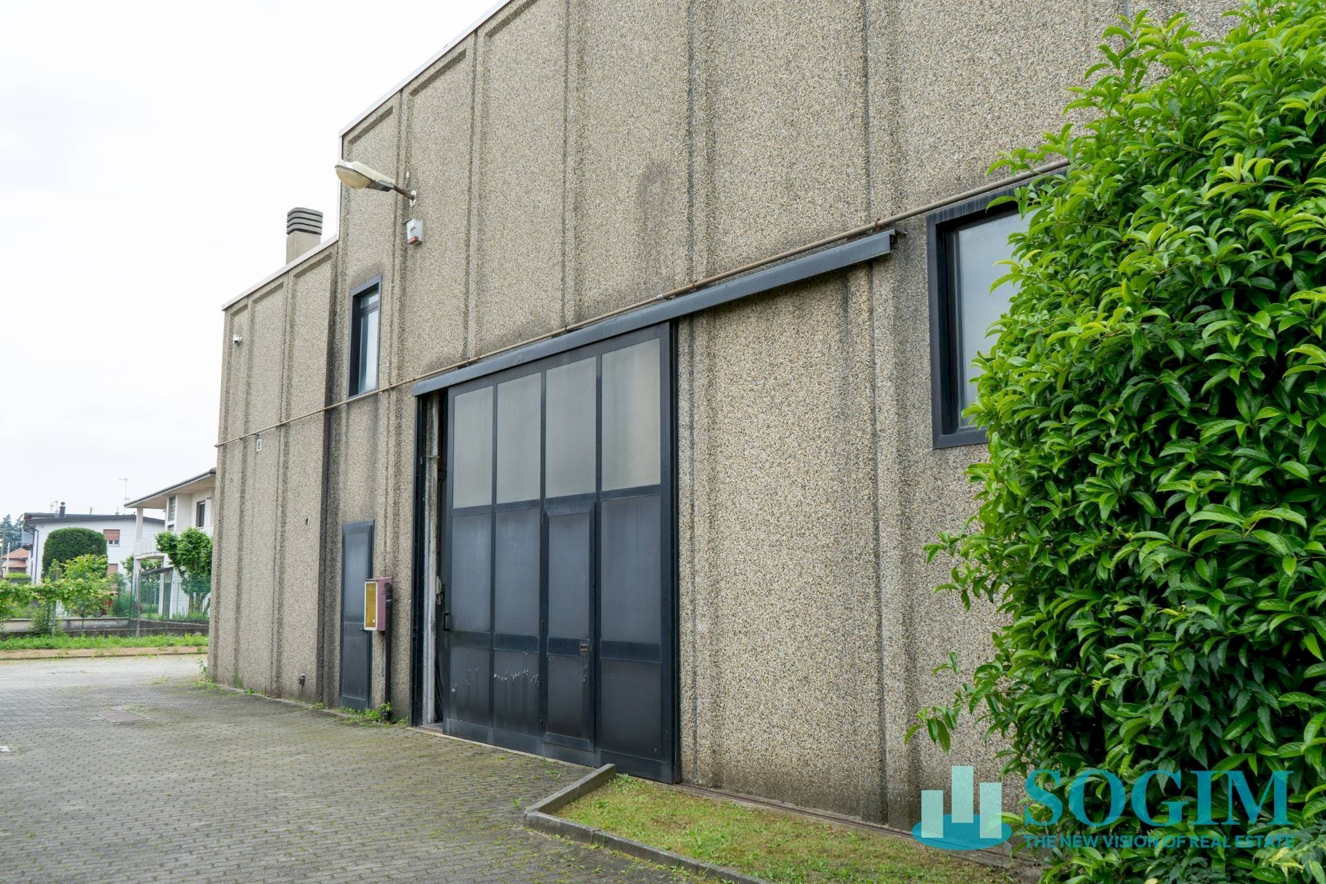 Capannone - Capannone via E. Tarantelli
 
17, Mozzate - foto 1