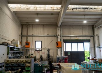 Capannone_7 - Capannone via E. Tarantelli
 
17, Mozzate - foto 9