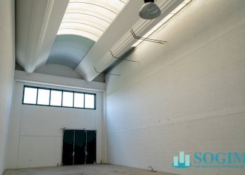 Interno - Capannone Via Strada Rossa
12, Solbiate con Cagno - foto 3