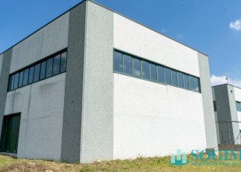 Esterno_2 - Capannone Via Strada Rossa
12, Solbiate con Cagno - foto 9