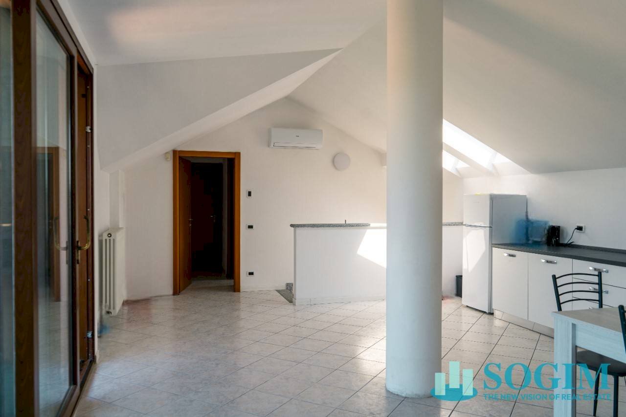 Foto 1 - Three-room apartment Via Adamello, Figino Serenza - photo 1