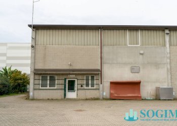 Esterno principale - Capannone Via dell'artigianato, Turate - foto 1