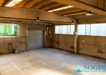 Interno - Capannone Via Adamello
 
19, Locate Varesino - foto 13