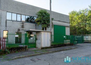 Esterno - Capannone Via Adamello
 
19, Locate Varesino - foto 22