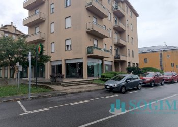 Esterno_1 - Office Via Unione
 
28, Lurate Caccivio - photo 18