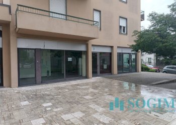 Esterno_2 - Office Via Unione
 
28, Lurate Caccivio - photo 19