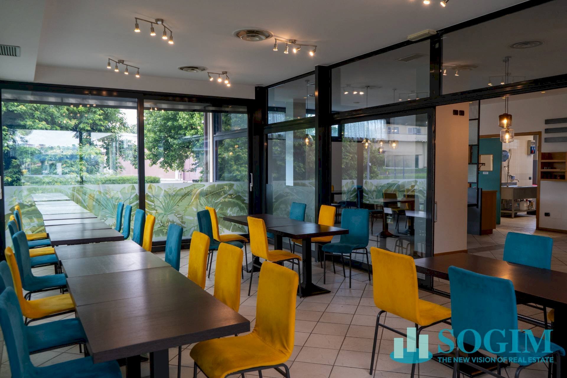 Foto 2 - Locale Commerciale Via Navedano, Cucciago - foto 2