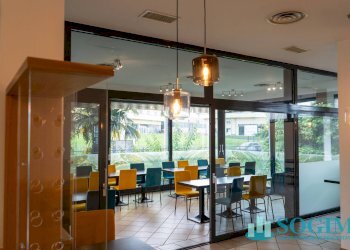 Foto 3 - Locale Commerciale Via Navedano, Cucciago - foto 3