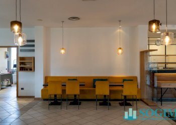 Foto 5 - Locale Commerciale Via Navedano, Cucciago - foto 5