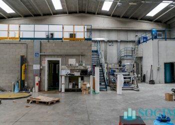 Interno_3 - Capannone Via Falcone, Mozzate - foto 6