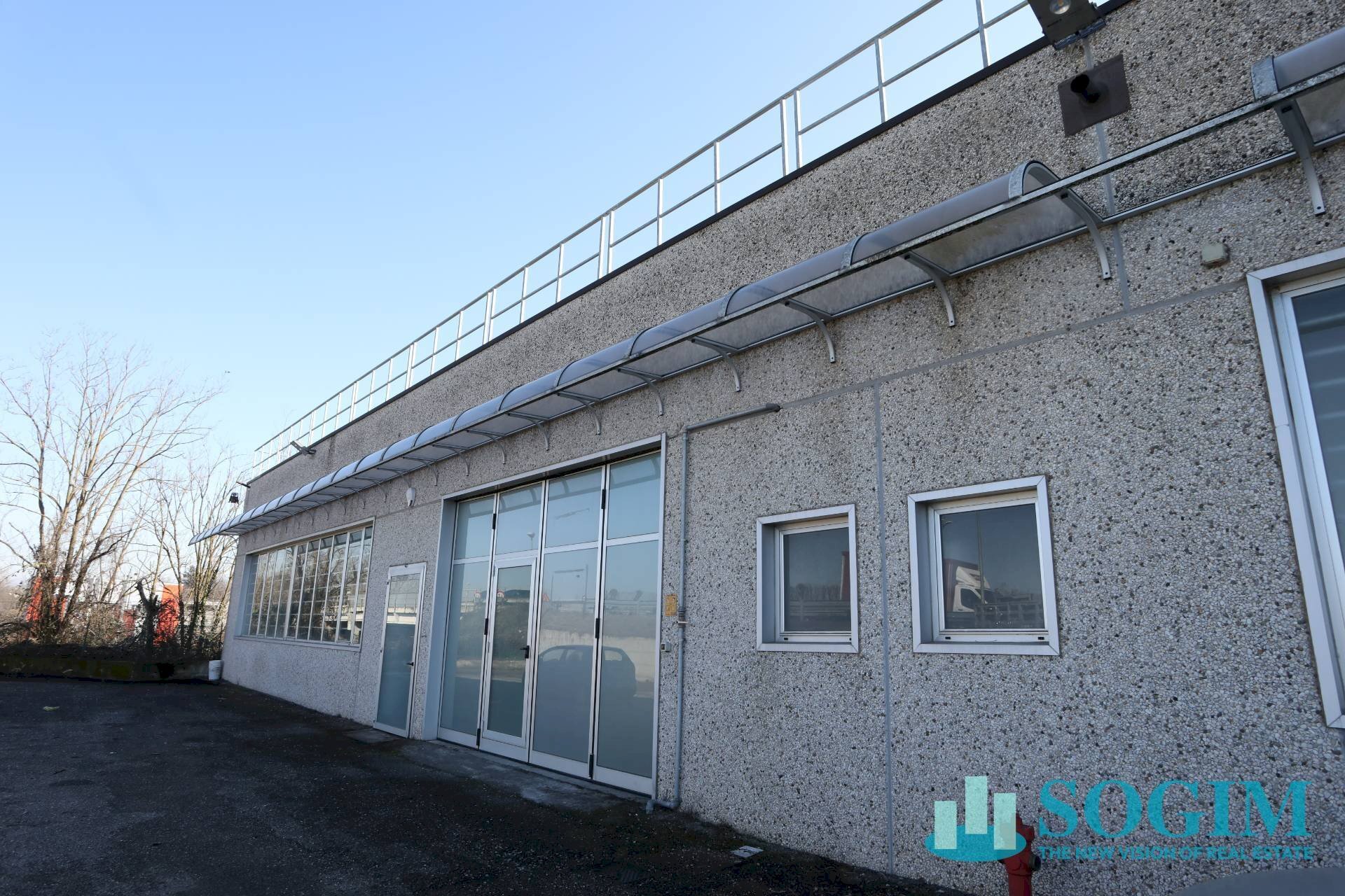 Esterno_1 - Capannone Via Piccinelli, Mozzate - foto 2