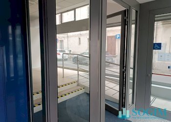 Foto 14 - Commercial Premises Via Varesina
 
1, Lurate Caccivio - photo 14