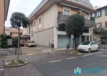 Foto 20 - Commercial Premises Via Varesina
 
1, Lurate Caccivio - photo 20