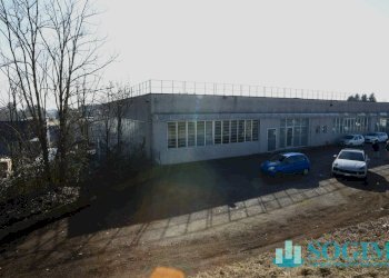 Esterno_4 - Capannone Via Piccinelli
 
1, Mozzate - foto 3