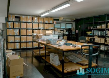 Interno_2 - Laboratory Via Sant'Anna
 
1, Bulgarograsso - photo 6