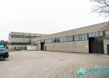 Esterno - Capannone Via Cesare Battisti
 
14, Lurate Caccivio - foto 1