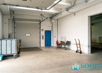 Capannone piano terra - Capannone Via Trieste
 
14, Olgiate Comasco - foto 4