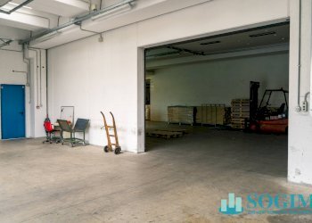 Capannone piano terra_1 - Capannone Via Trieste
 
14, Olgiate Comasco - foto 5