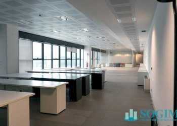 ufficio open space_4 - Capannone Via Trieste
 
14, Olgiate Comasco - foto 12