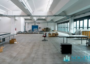 capannone primo piano_1 - Capannone Via Trieste
 
14, Olgiate Comasco - foto 17