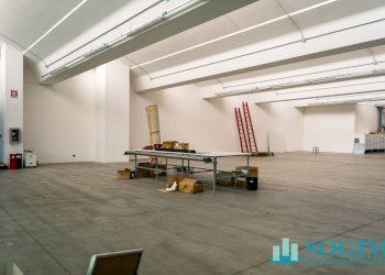 capannone primo piano_4 - Capannone Via Trieste
 
14, Olgiate Comasco - foto 20