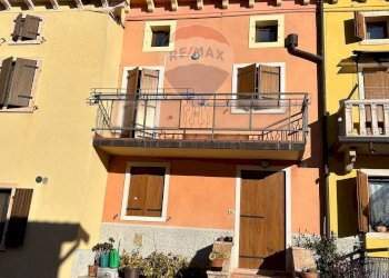 Edificio all\'aperto - Casa indipendente Verona - foto 2