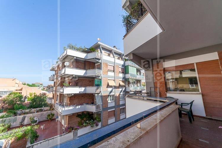 Foto 20 - Four-room apartment VIA PAOLA FALCONIERI
 
82, Roma - photo 2