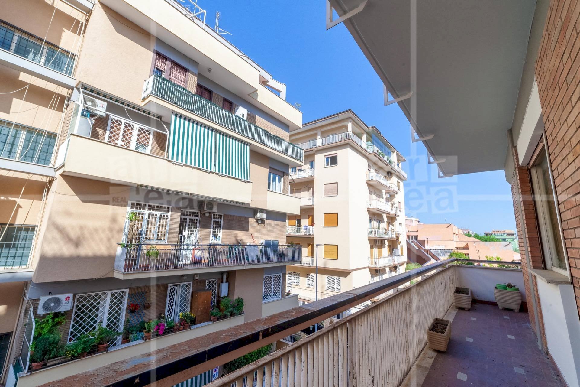 Foto 1 - Four-room apartment VIA PAOLA FALCONIERI
 
82, Roma - floor plans 1