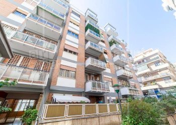 Foto 41 - Four-room apartment VIA PAOLA FALCONIERI
 
82, Roma - photo 23