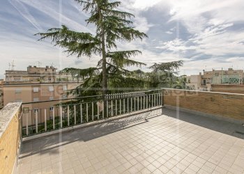 Foto 2 - One-room apartment POGGIO NATIVO
 
6, Roma - photo 2